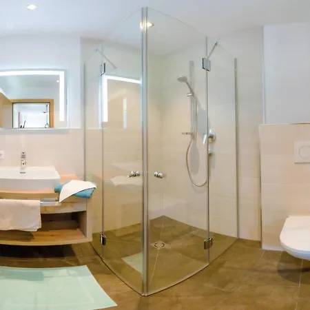 Jasmin * 图克斯